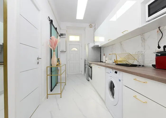 White & Gold Appartement *